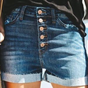 Vici high rise button fly shorts